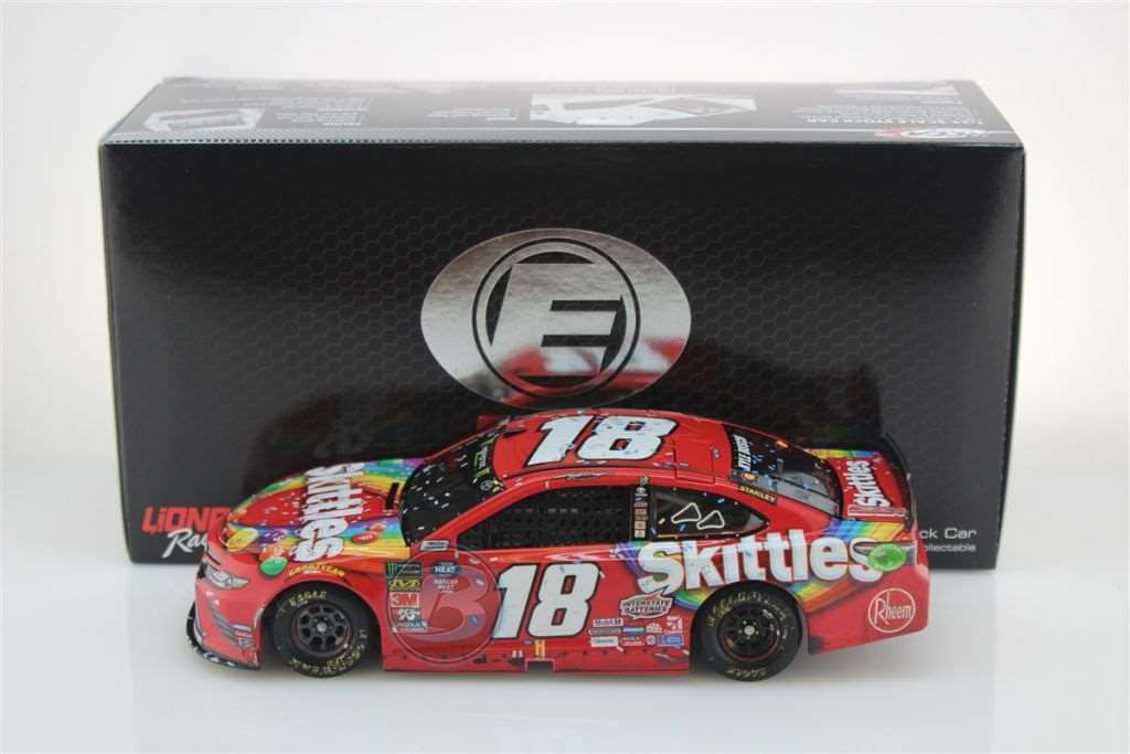 Kyle busch cheap 2019 diecast