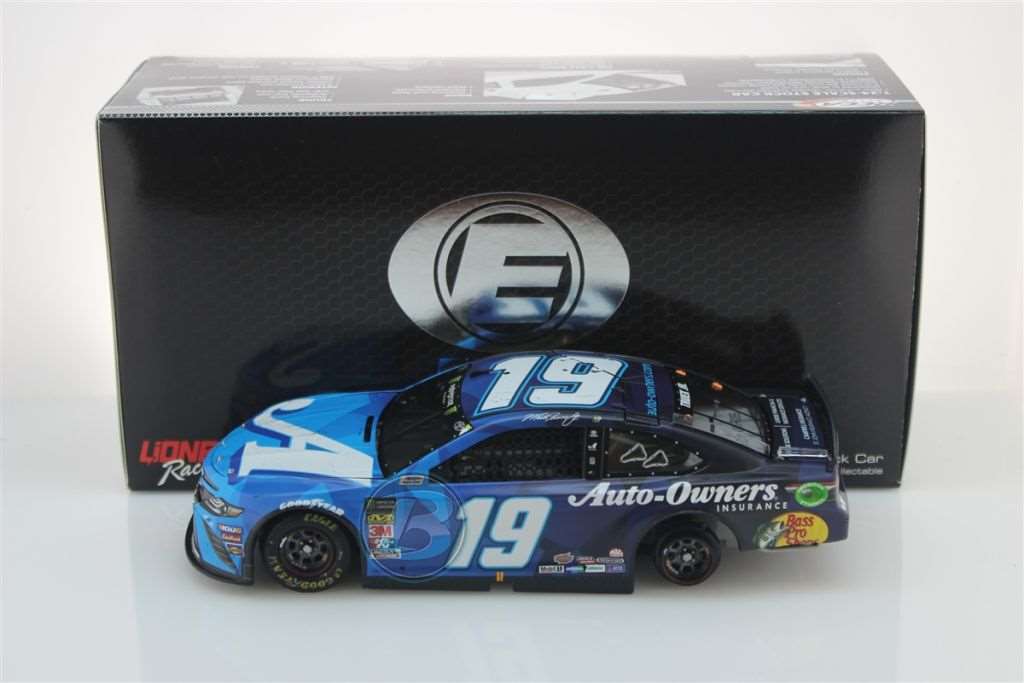 Martin truex store jr 2019 diecast